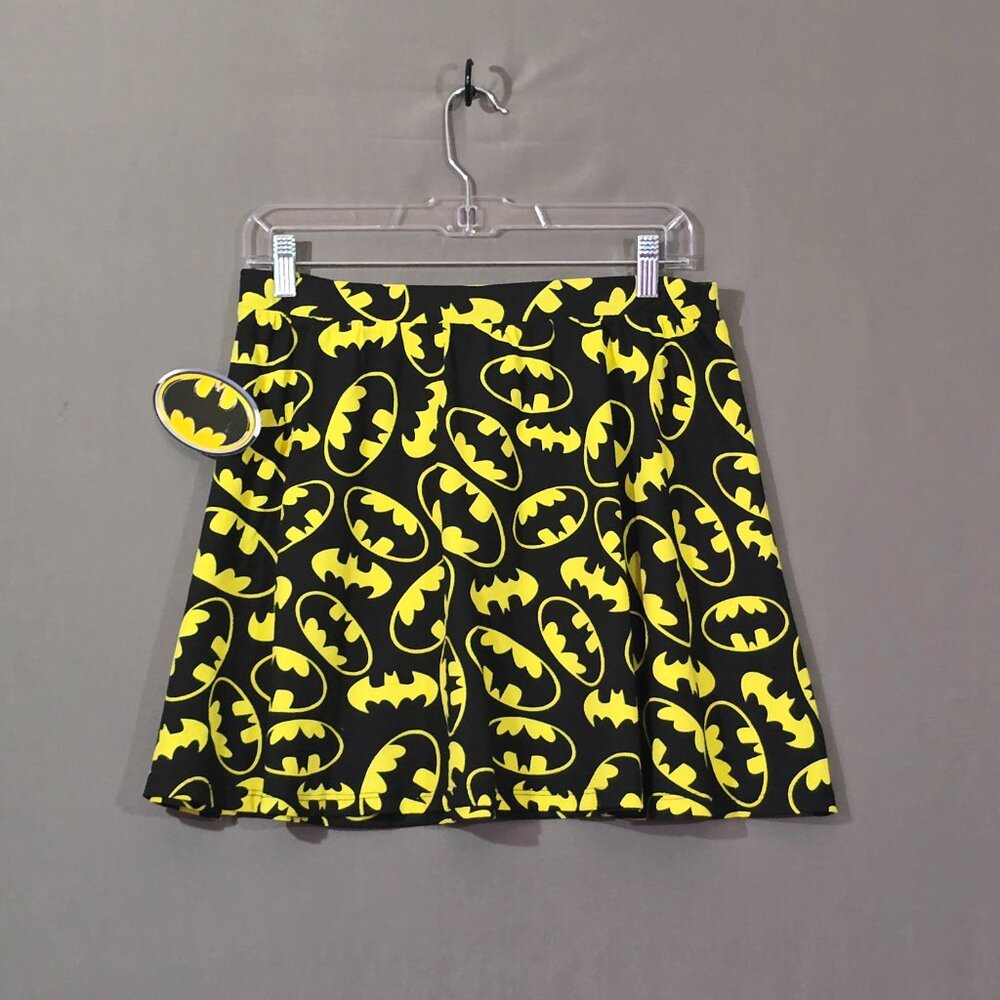 Batman Logo Print Skater Skirt Black Yellow Elastic Waist Womens Large NWT - Picture 5 of 6